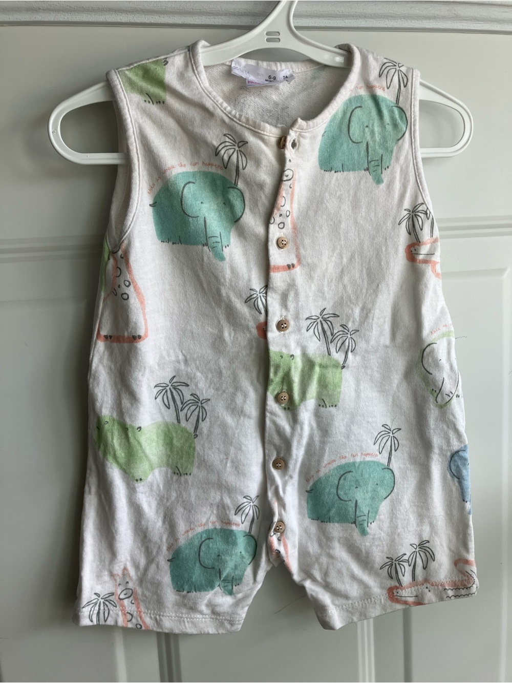Zara white jungle hippo giraffe alligator elephant romper 6-9 months